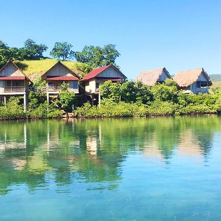 Loca Lobo Lodges Riung, Flores Eksteriør billede